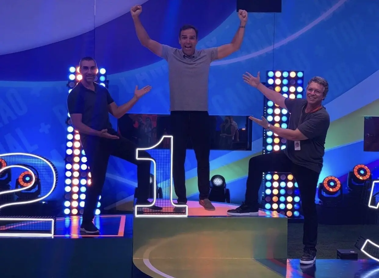 Imagem da notícia: Veja discurso de Tadeu Schmidt na final do BBB 22 
