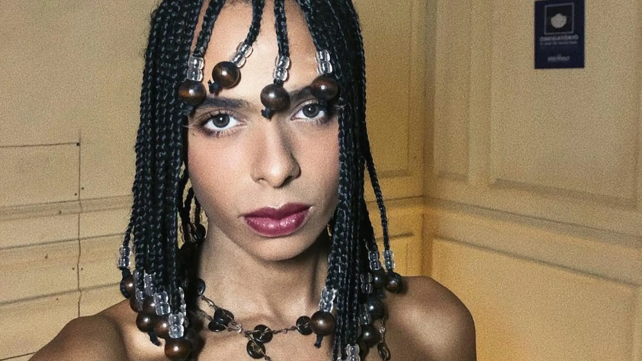 Imagem da notícia: 'Jotta A' posa de biquíni após assumir ser mulher trans e recebe elogios: 'linda'