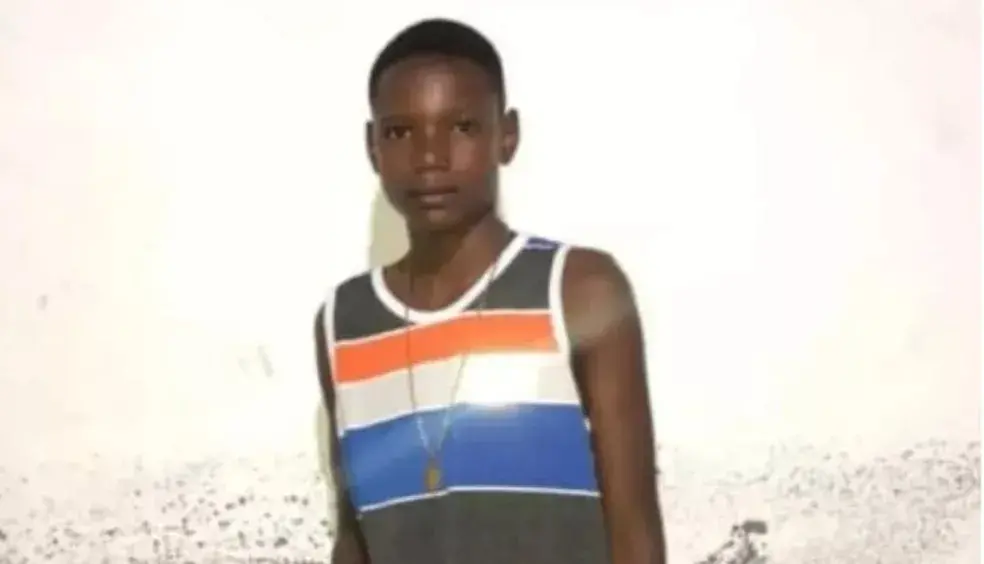Imagem da notícia: Adolescente morre após esperar quatro horas por atendimento hospitalar no Espírito Santo 