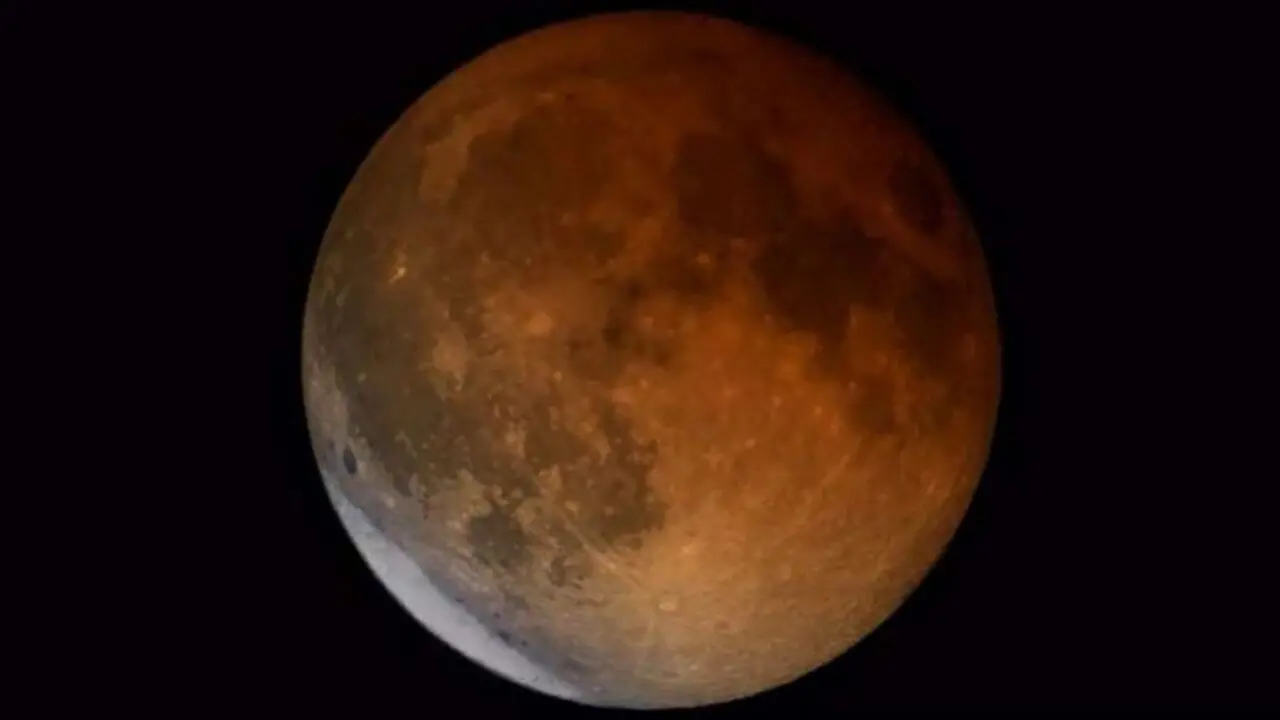 Imagem da notícia: Eclipse lunar total 2022 acontece em maio e poderá ser visto de todo o Brasil; veja datas