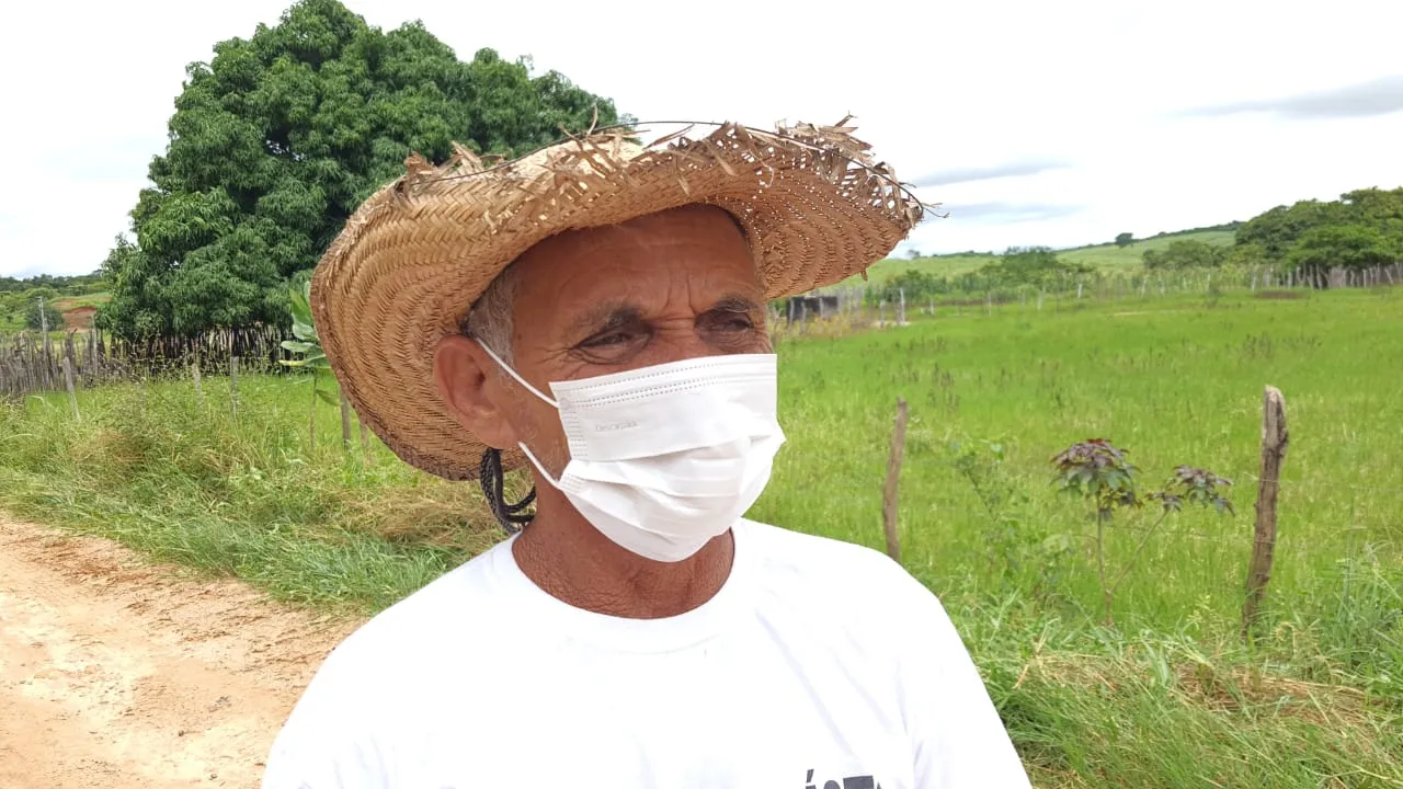 Donizete Crispim perdeu 2 hectares de plantação devido as fortes chuvas que atingiram Várzea Alegre neste ano