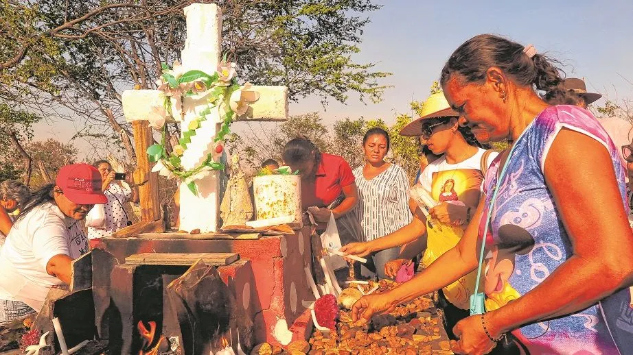 Fé move católicos em romarias para homenagear Menina Benigna