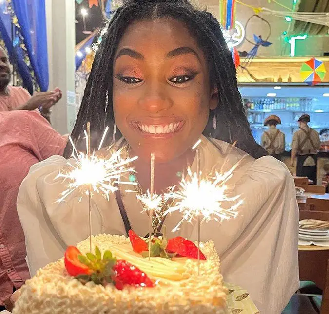 Imagem da notícia: Erika Januza celebra 37 anos com textão nas redes sociais: 'o dom da vida é maravilhoso'
