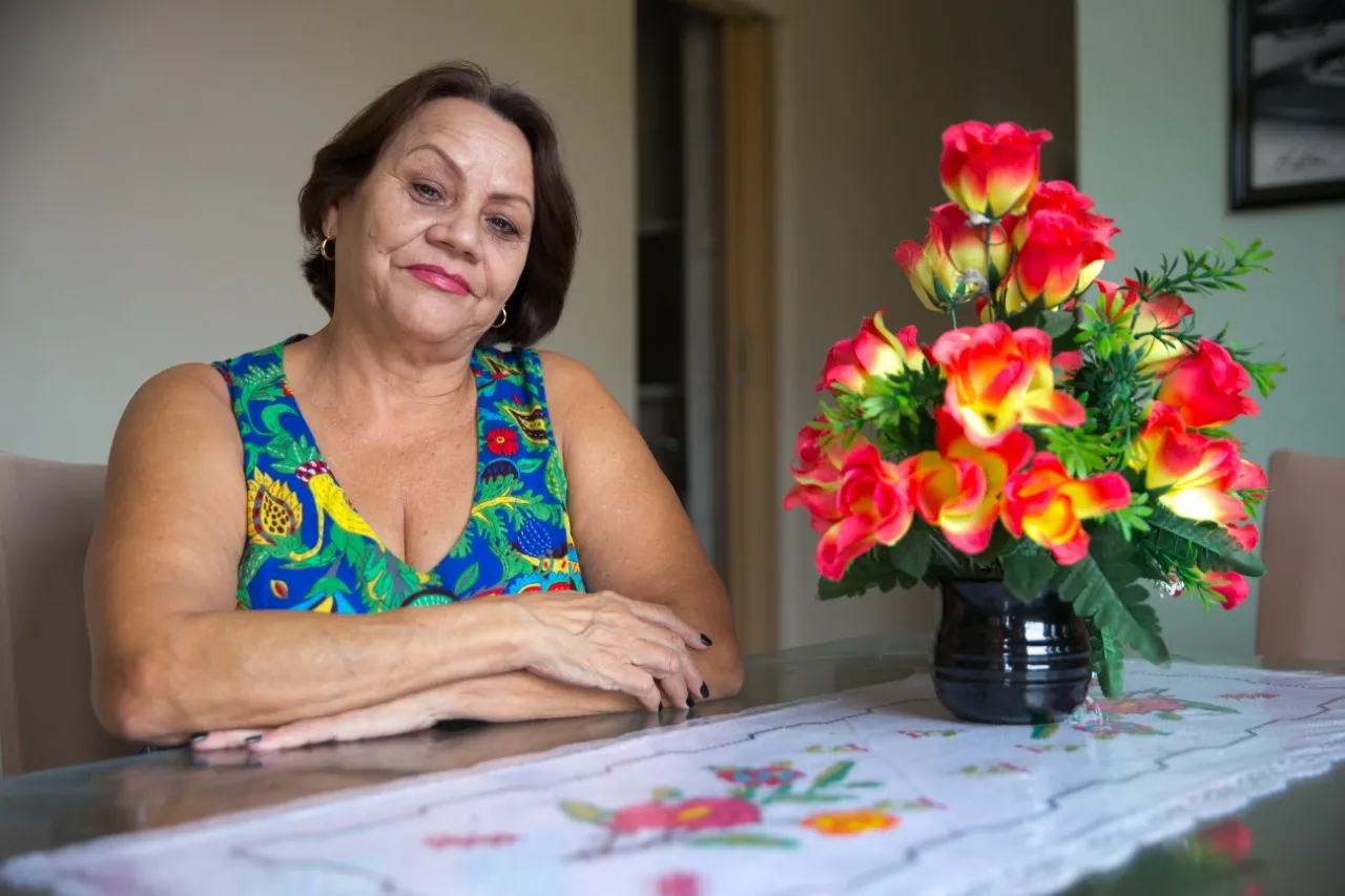 A professora aposentada Socorro Monteiro, de 64 anos, sofreu com a era da hiperinflação e teme revivê-la