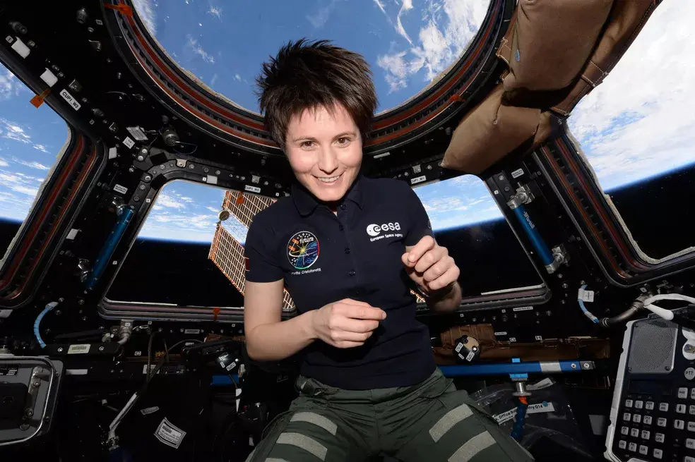 Imagem da notícia: Astronauta italiana faz o 1º TikTok gravado no espaço 