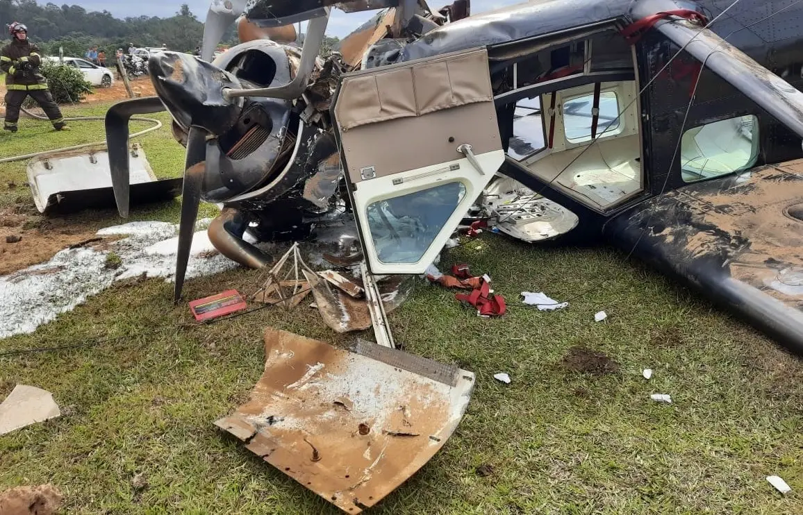 Imagem da notícia: Acidente Boituva: avião com paraquedistas faz pouso de emergência; duas pessoas morreram