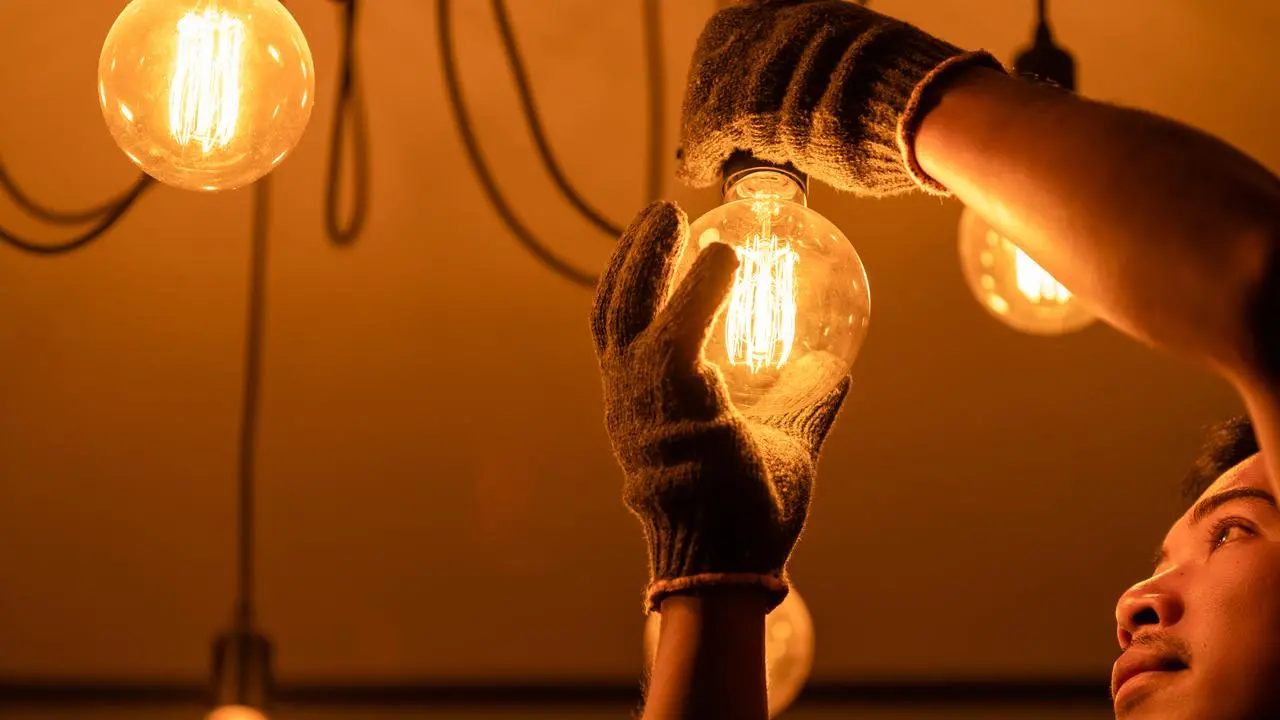 Imagem da notícia: Governo do Ceará vai ao mercado livre de energia