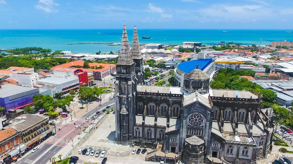 Imagem da notícia: Servidores públicos de Fortaleza terão primeira parcela do 13º salário antecipada para 1º de junho