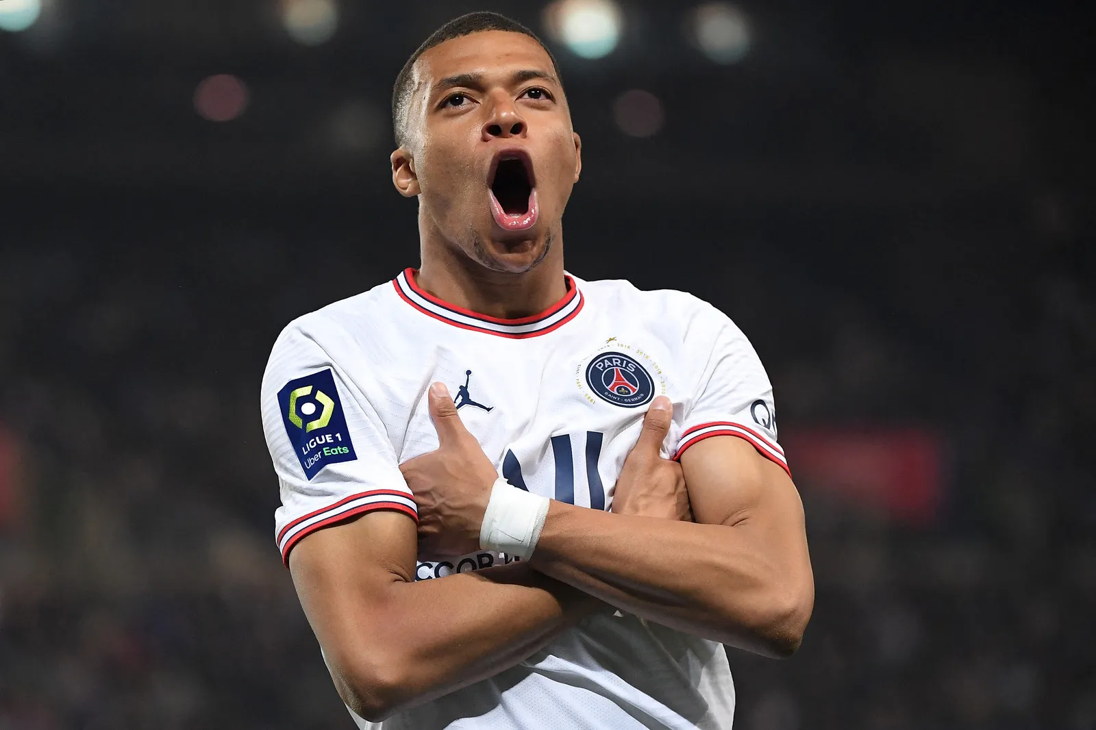 Mbappé é uma das principais estrelas do Paris Saint-Germain (PSG)