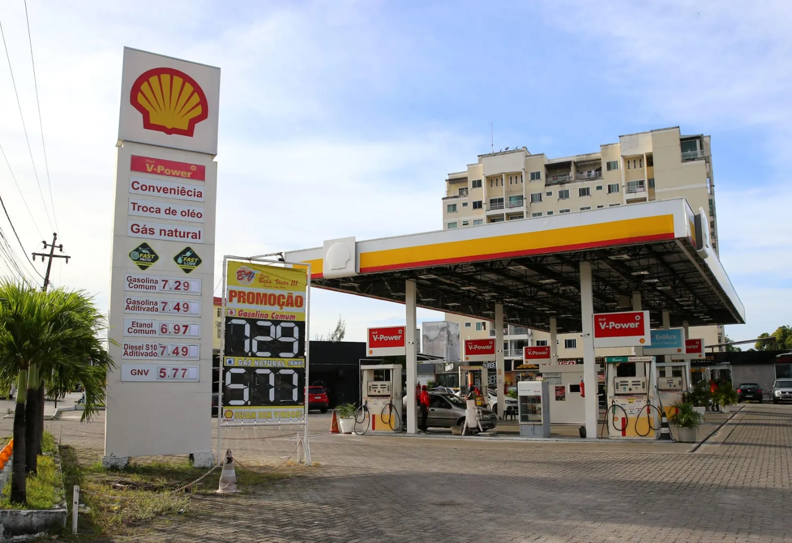 Em alguns locais, diesel é vendido mais caro que a gasolina