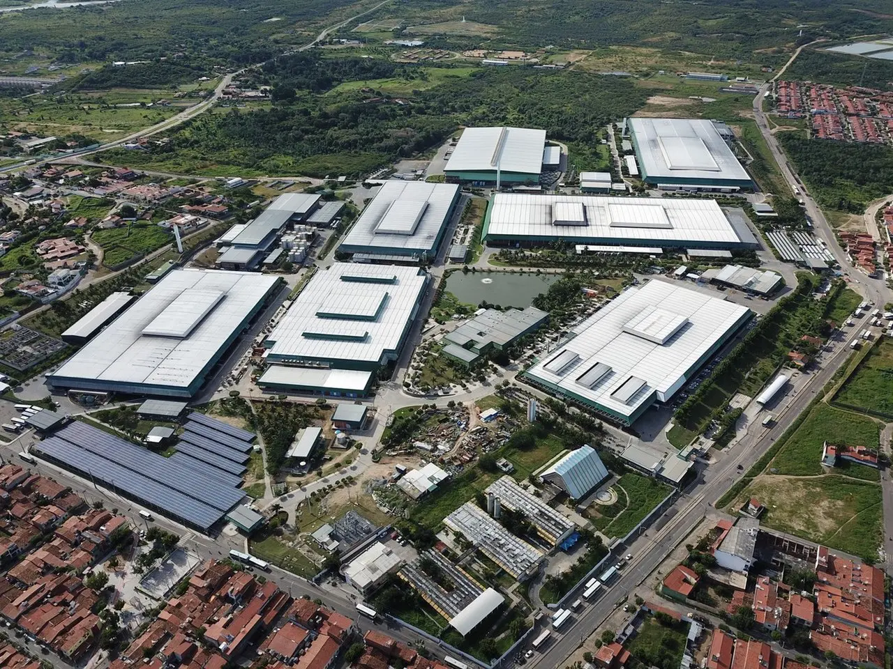 Imagem da notícia: Grendene quer crescer nos EUA e China, e plano pode beneficiar o Ceará