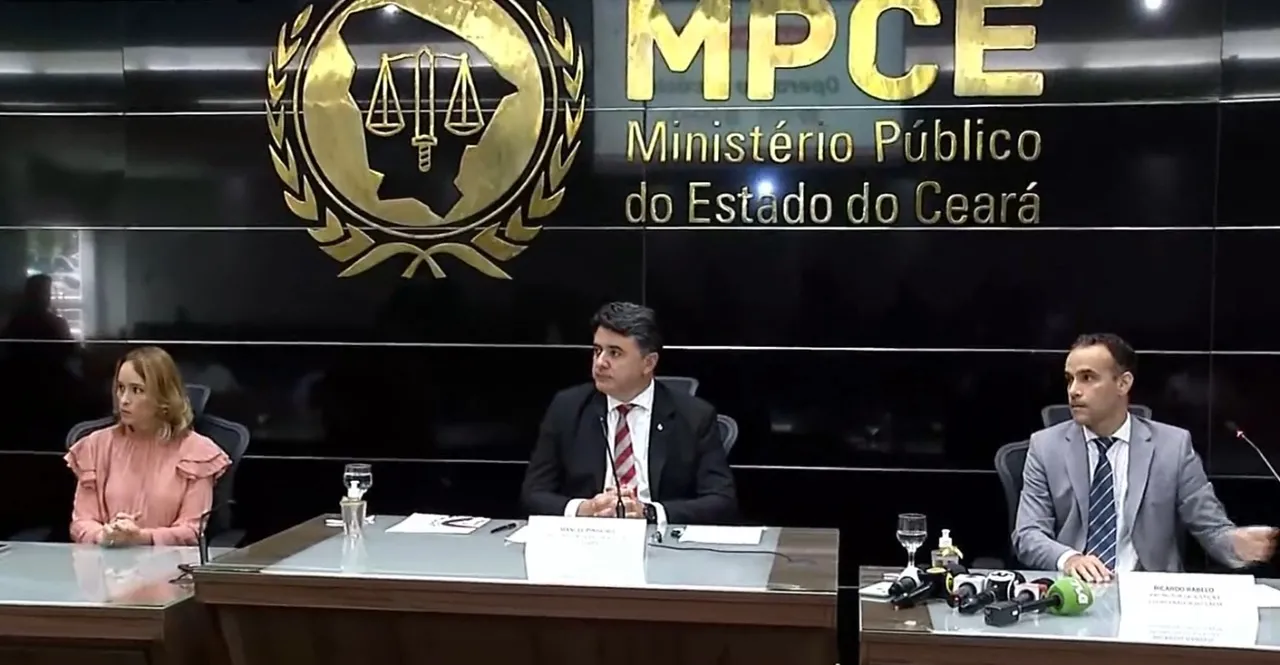 Coletiva ocorreu na manhã desta terça-feira (24)