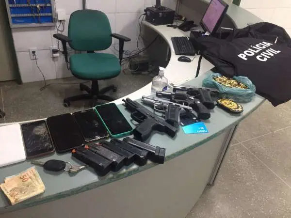 Imagem da notícia: Justiça aceita denúncia do MPCE e 4 viram réus por chacina em Monsenhor Tabosa