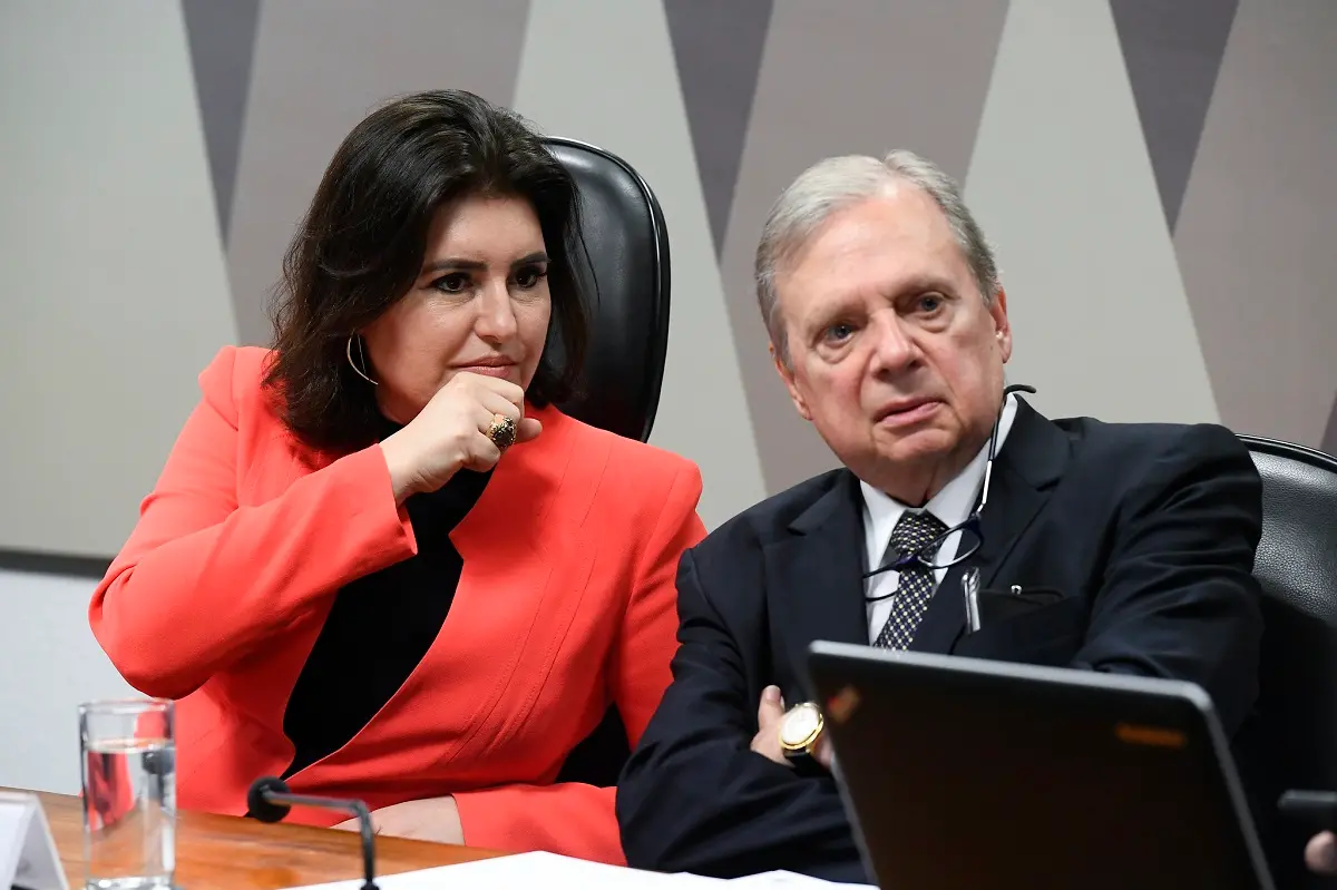 Imagem da notícia: Sem apoio de Eunício no Ceará, Simone Tebet faz acenos a Tasso: 