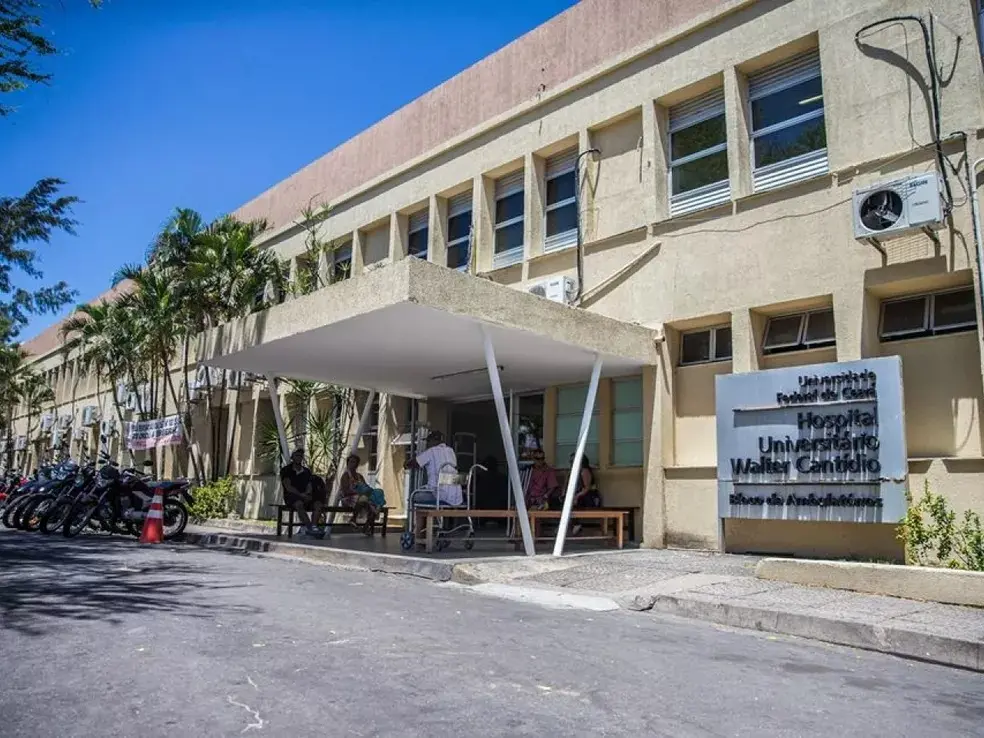 Imagem da notícia: Maternidade-Escola reduz atendimentos após infecção em bebês e superlotação; veja outras opções