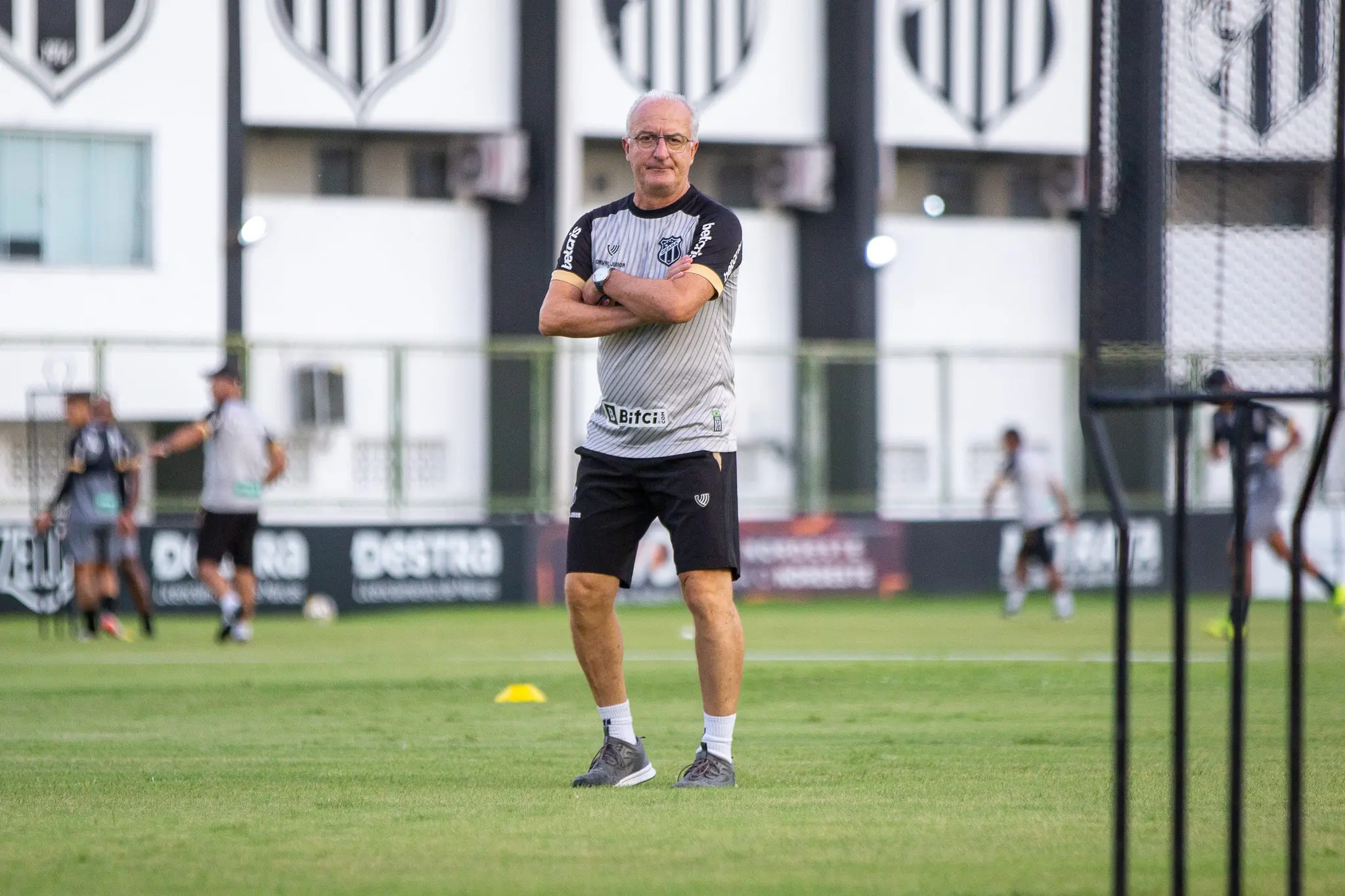 Imagem da notícia: Ceará tem quatro desfalques para enfrentar Fortaleza na Série A; veja lista