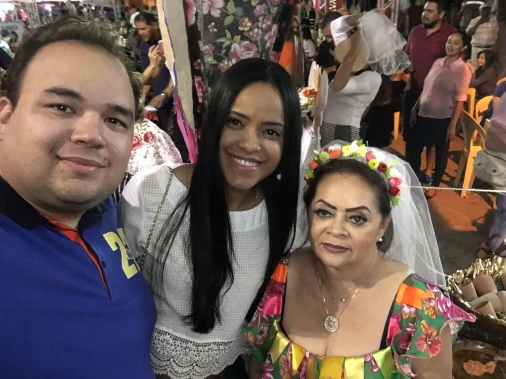 Pablo e Erica retornaram no ano seguinte para agradecer à Santo Antônio a 'graça alcançada'