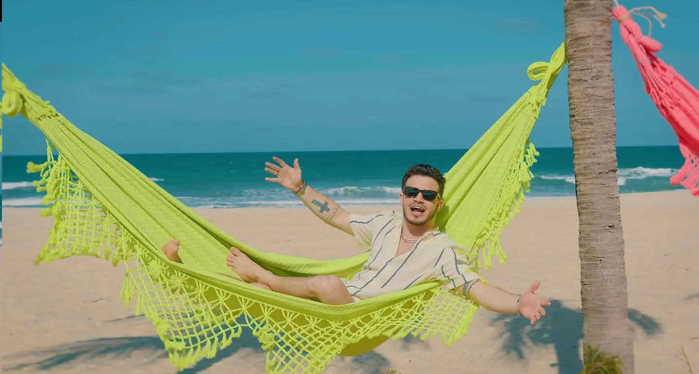 Imagem da notícia: Com 'Balanço da Rede', Matheus Fernandes passa Arctic Monkeys e alcança o Top 100 do Spotify global