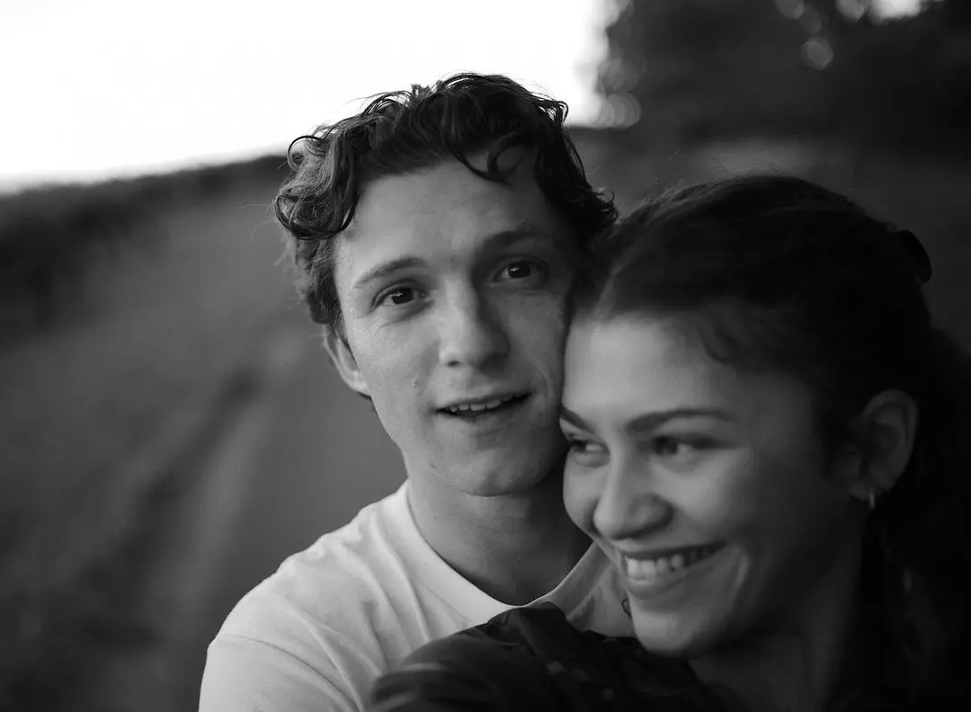 Imagem da notícia: Zendaya se declara a Tom Holland em dia de aniversário do ator
