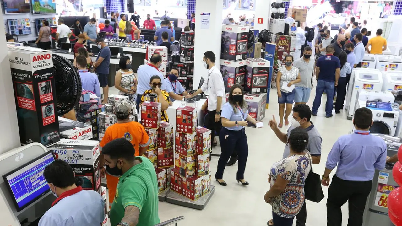 Imagem da notícia: Rede de Lojas Zenir expande-se e abre unidade em Icó 