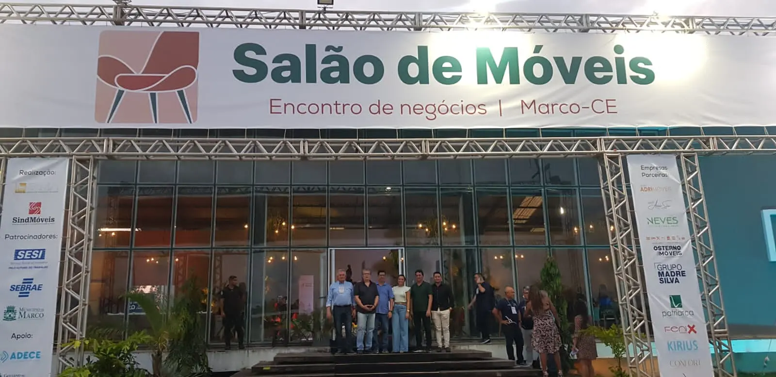 Imagem da notícia: Salão de Móveis do Ceará em Marco atrai grandes compradores 