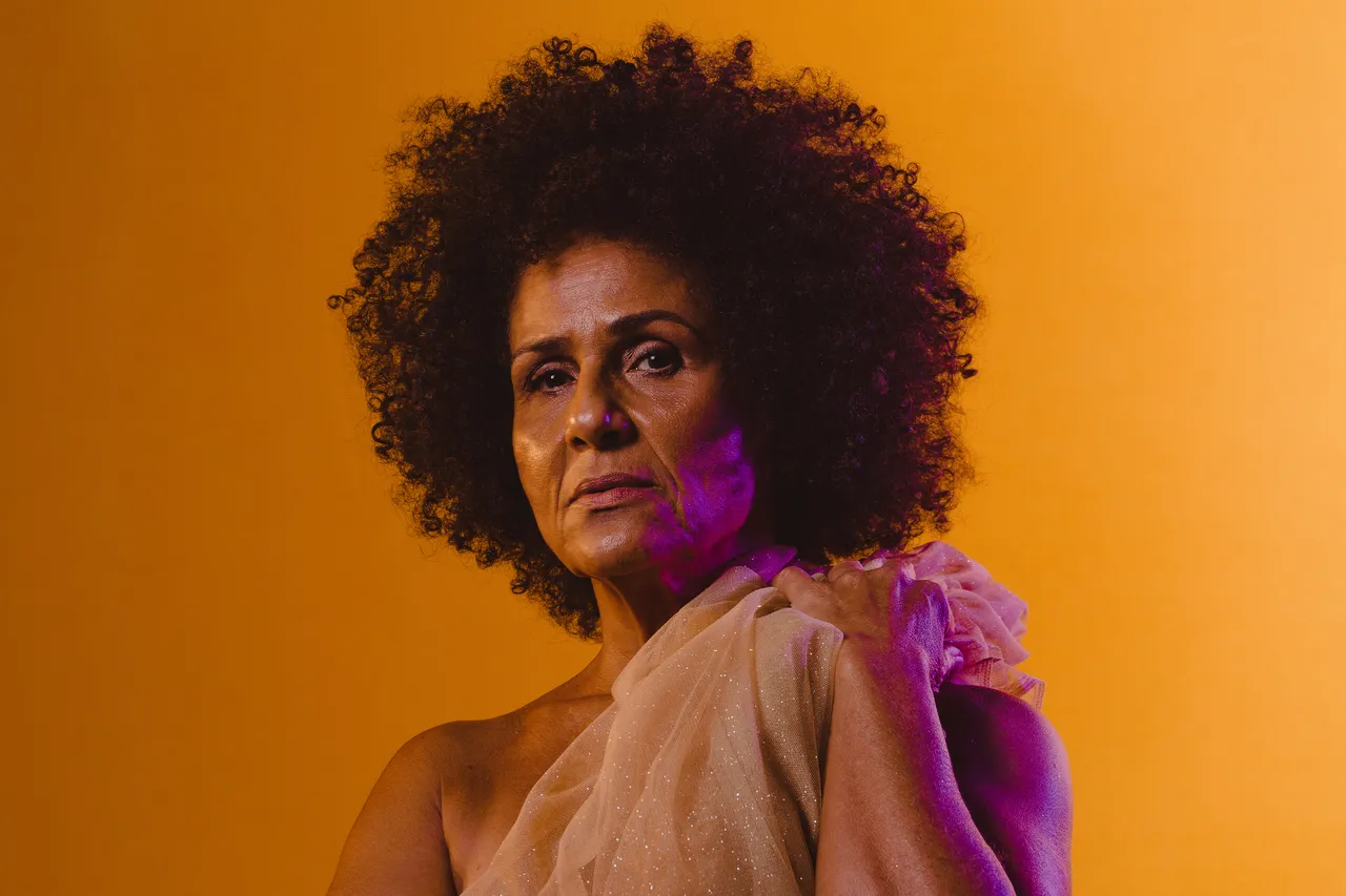 Para Adna, o processo de se reconhecer mulher veio com o amadurecimento