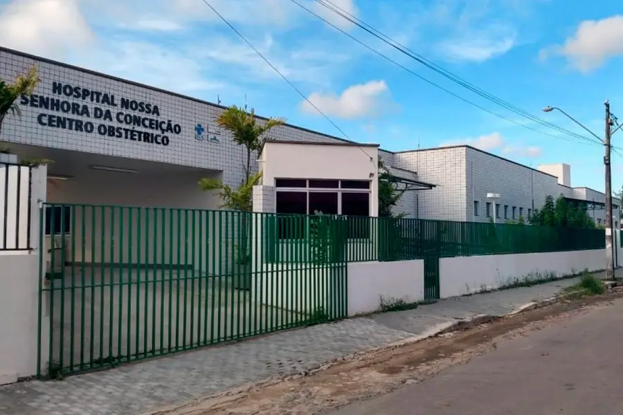 Imagem da notícia: Médica é atacada por paciente com faca no Hospital Nossa Senhora da Conceição, em Fortaleza