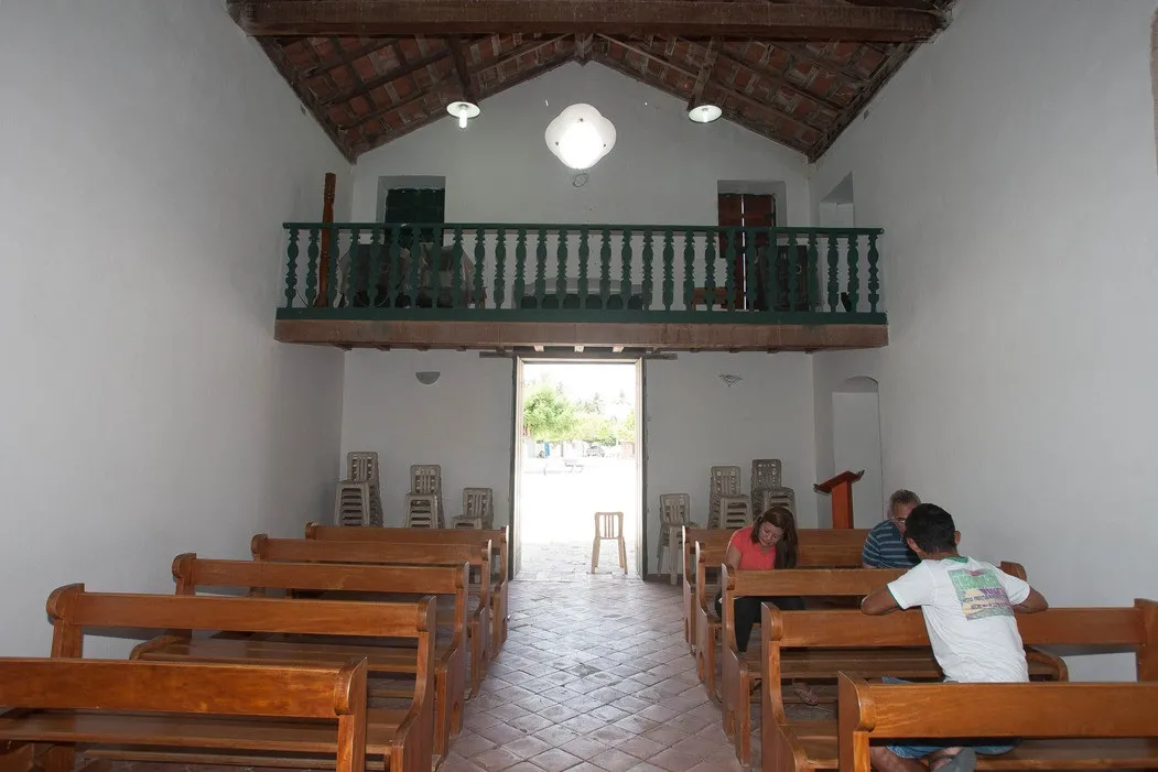 Vista interna da igreja.