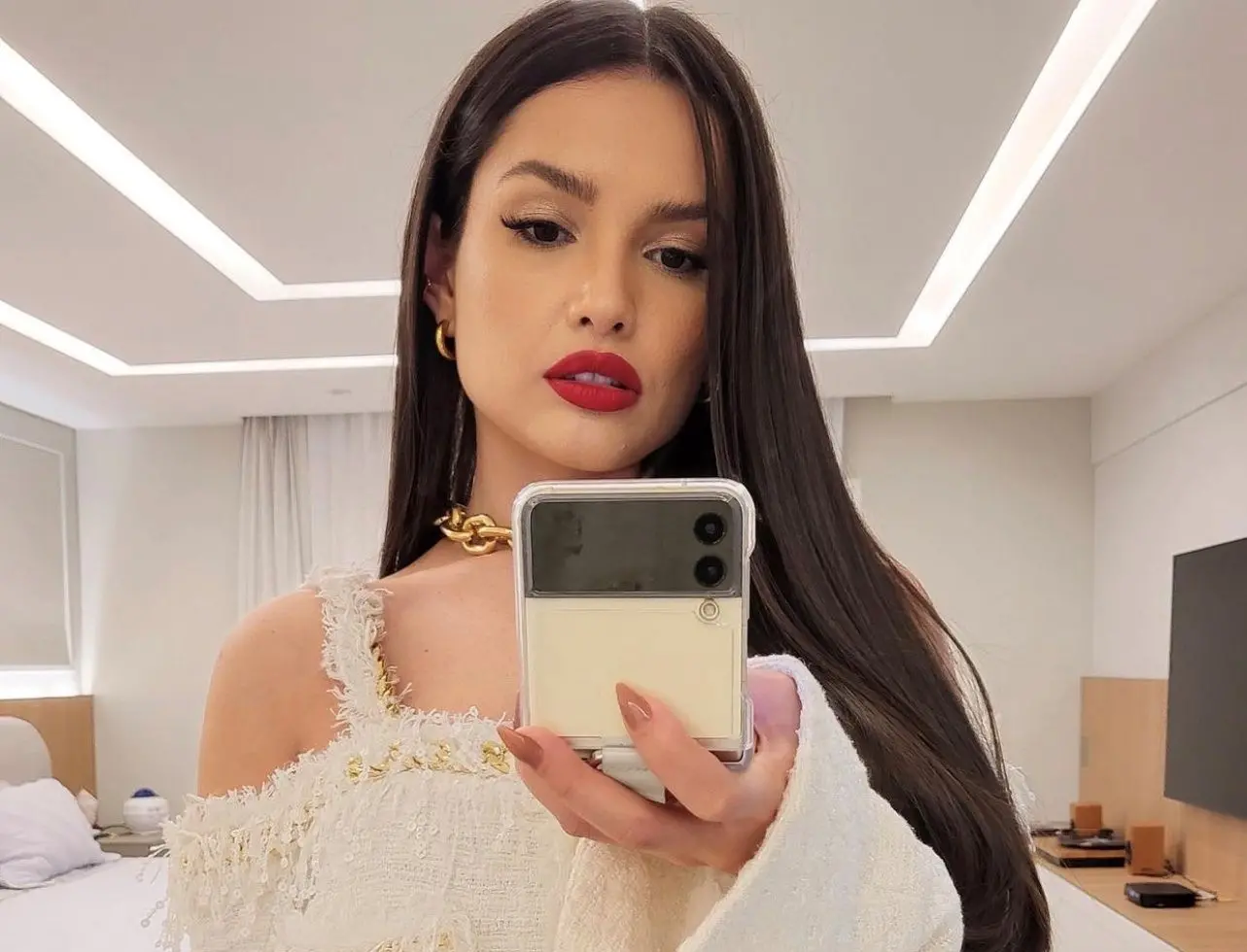 Imagem da notícia: Amiga de Juliette faz brincadeira com namorado da ex-BBB e fãs criticam: 'Amiga que quero bem longe'