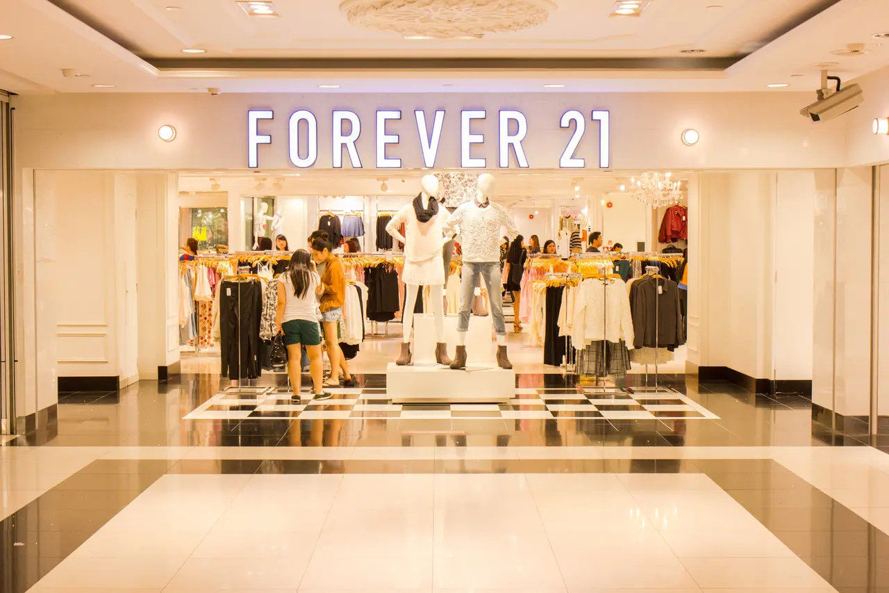 Imagem da notícia: Forever 21 deve fechar todas as lojas no Brasil até o próximo domingo (19)