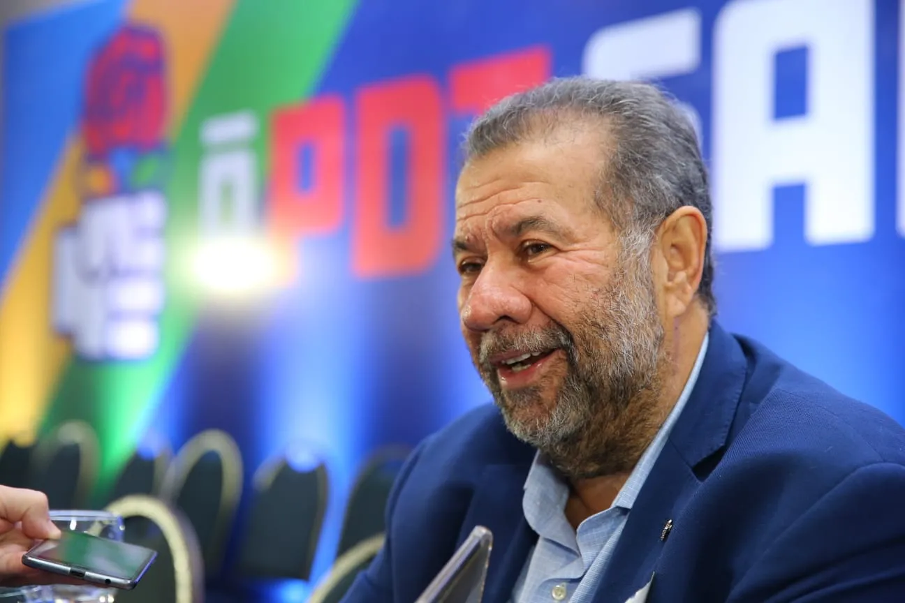Presidente do PDT, Carlos Lupi