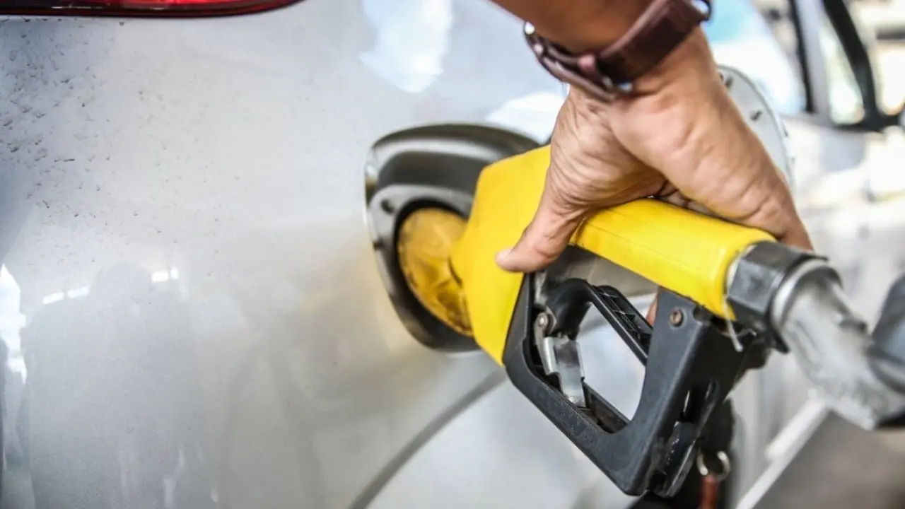 Imagem da notícia: Conselho de Administração da Petrobras autoriza novo aumento de combustível, diz colunista