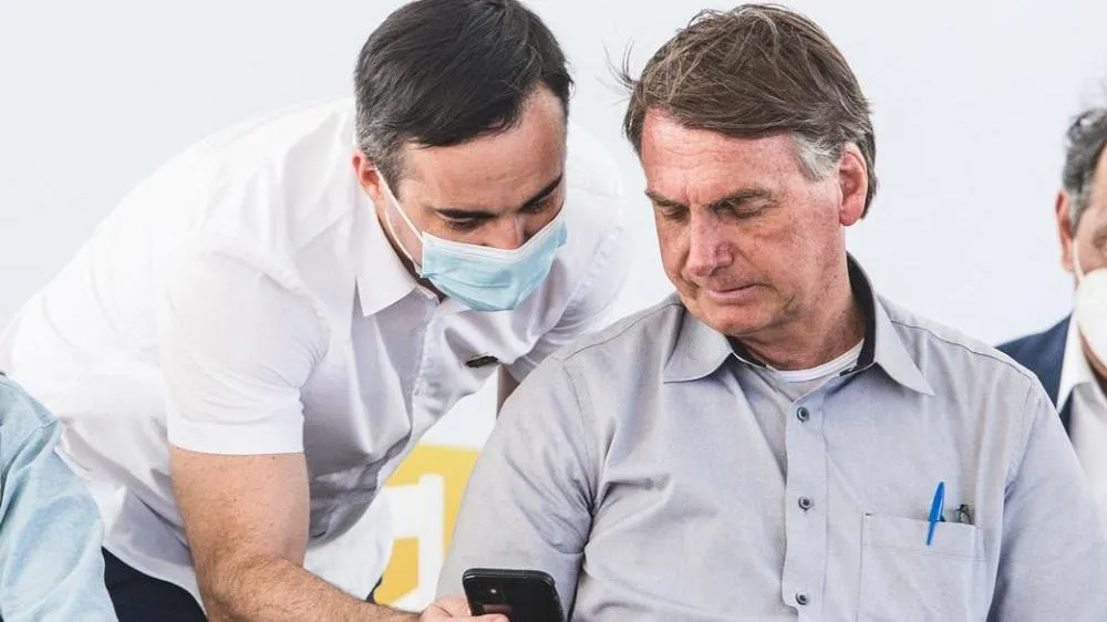 Nos últimos meses uma aproximação entre Bolsonaro e Wagner tem marcado a pré-campanha