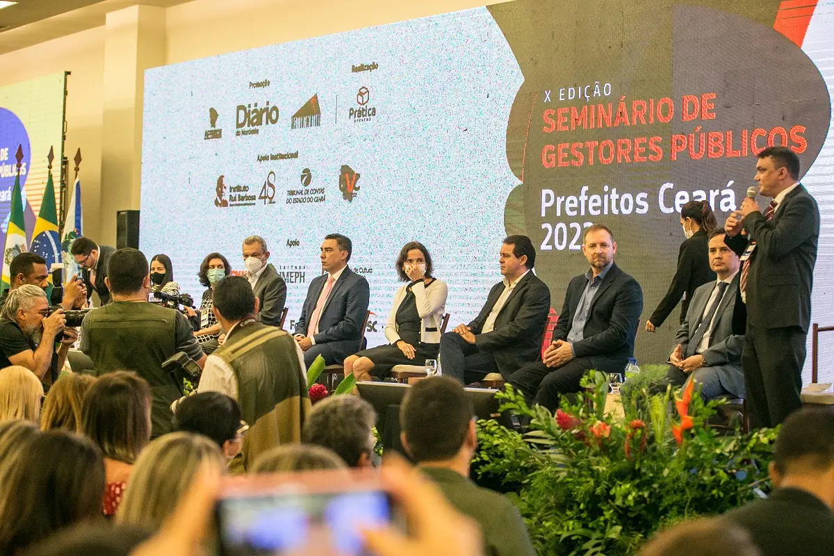 Imagem da notícia: Seminário de Prefeitos 2022 encerra com participação de mais de 1300 gestores públicos 