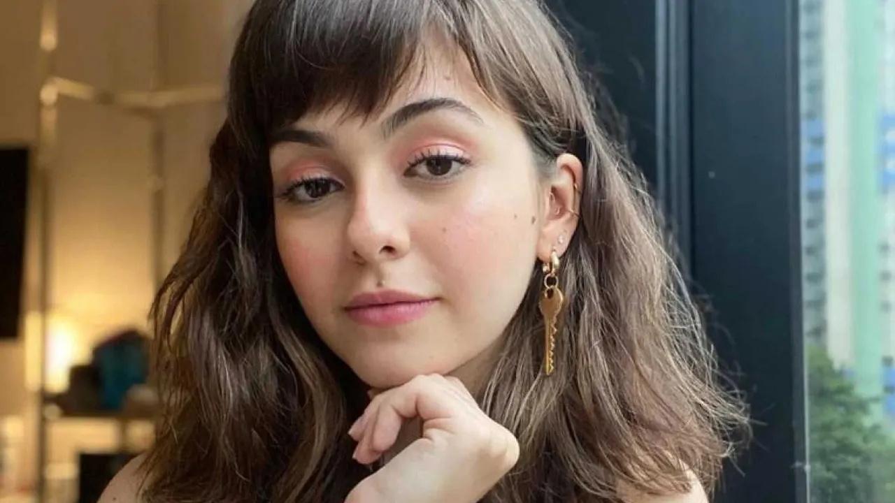 Uma das enfermeiras ameaçou Klara de vazar informações sobre a entrega da criança a um colunista