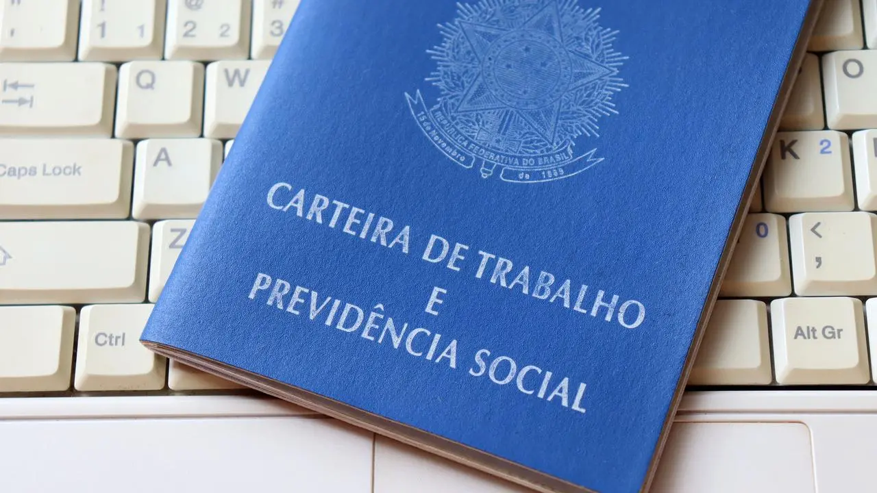 Imagem da notícia: Ceará cria mais de 7 mil empregos em maio; veja ranking das cidades