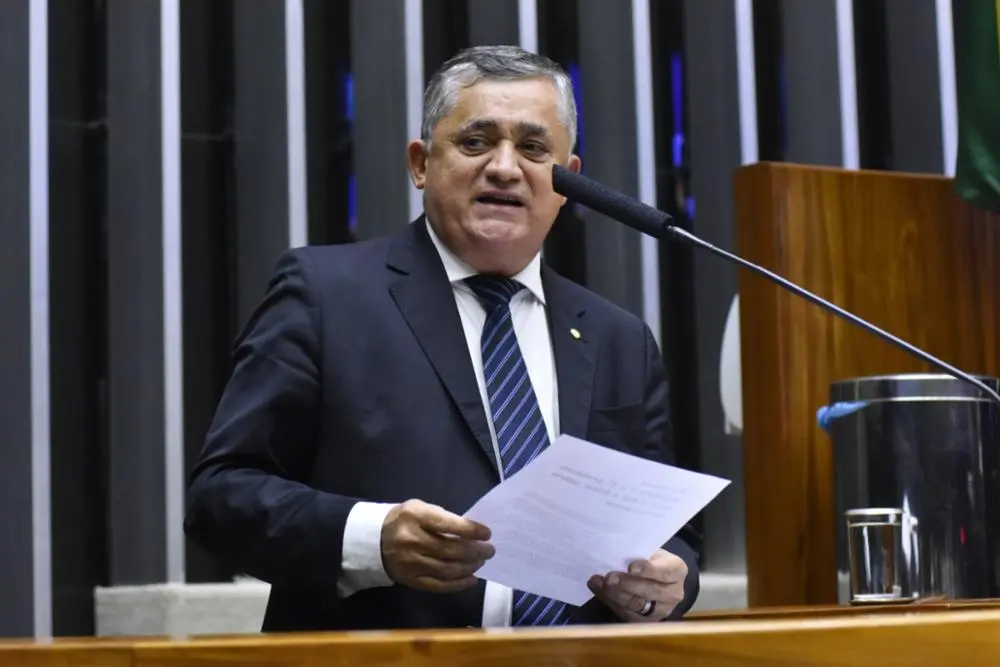 Imagem da notícia: Com reunião do PT marcada para sábado (2), Guimarães quer 