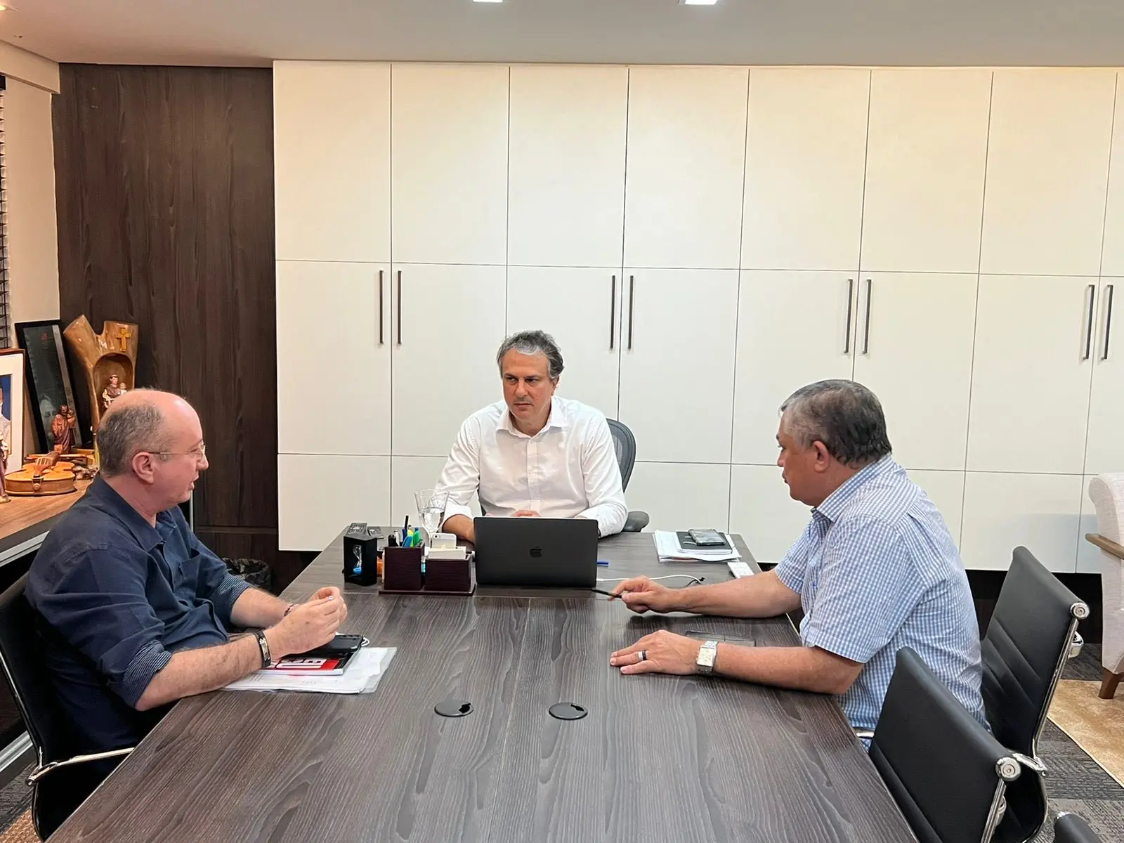Imagem da notícia: A pedido de Camilo, PT adia reunião que iria definir aliança com PDT no Ceará