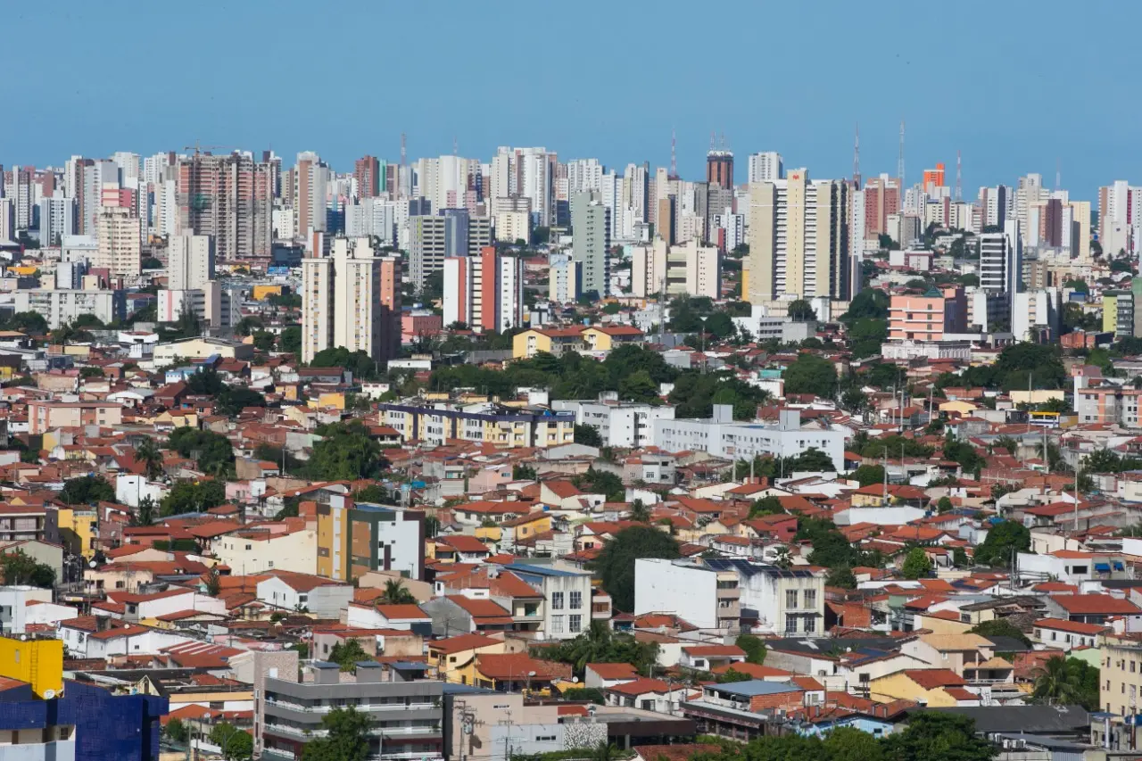 Imagem da notícia: Fortaleza de arranha-céus? Em quais bairros é possível erguer os edifícios  mais altos e por que