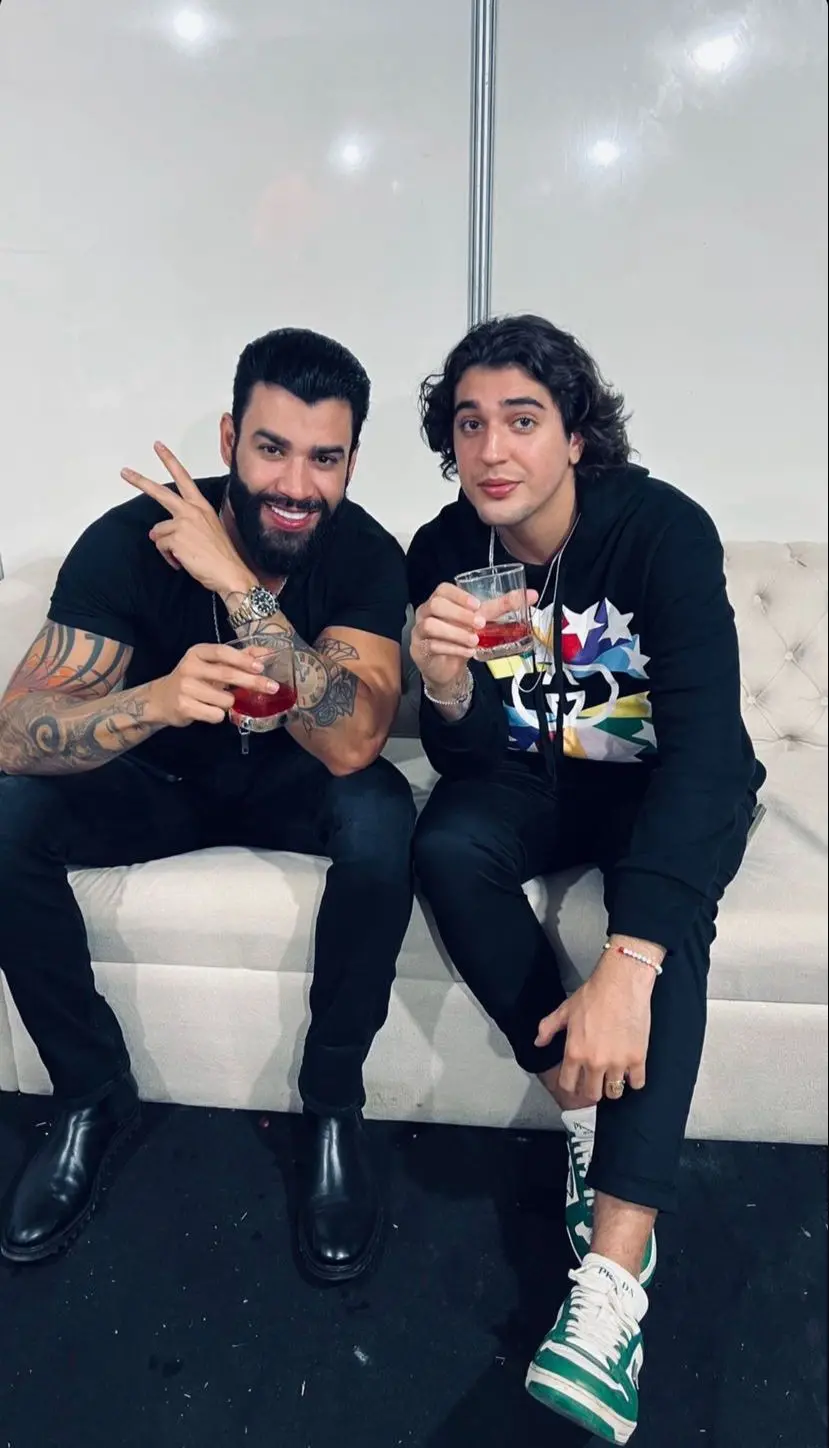 Imagem da notícia: Nattan canta com Gusttavo Lima em show: 'vou guardar para sempre esse momento' 