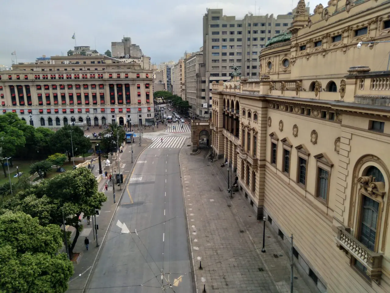 Imagem da notícia: 9 de julho é feriado nacional? Entenda a data