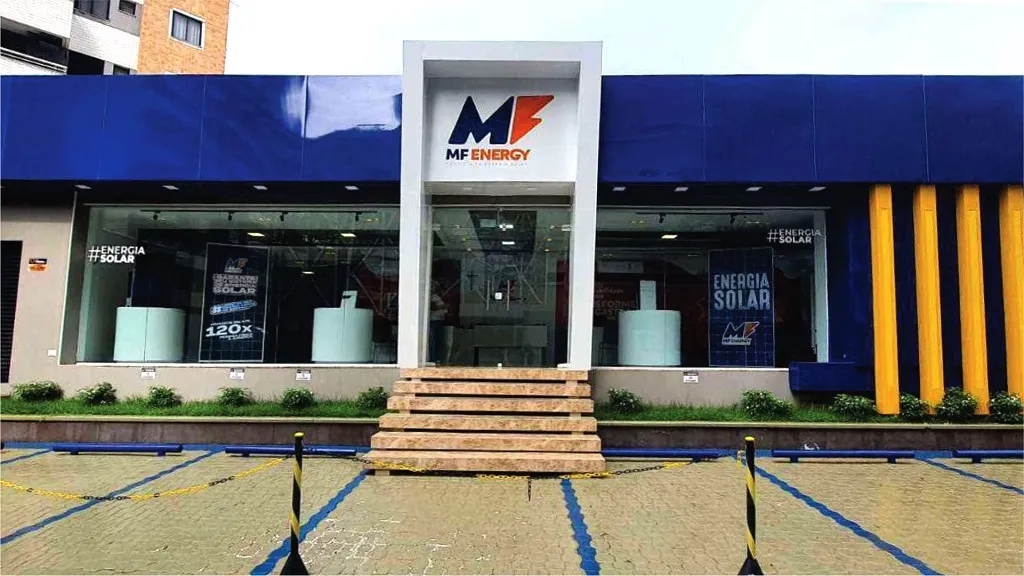Os clientes podem conferir os produtos da MF Energy nos dois showrooms da empresa