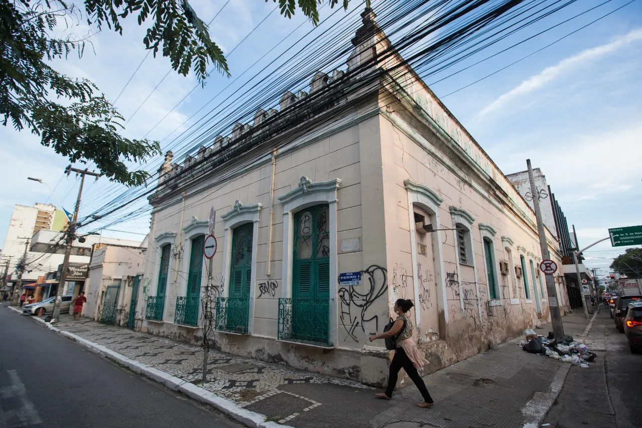 O imóvel, cujo terreno tem mais de 845 m², estará disponível para solicitação de compra a partir do próximo dia 19 de julho
