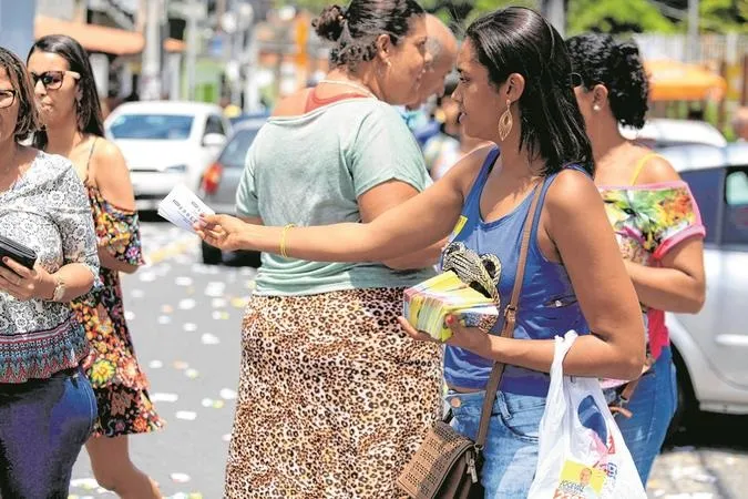 Diante da crise econômica, os candidatos terão que propor soluções que realmente cheguem ao eleitor