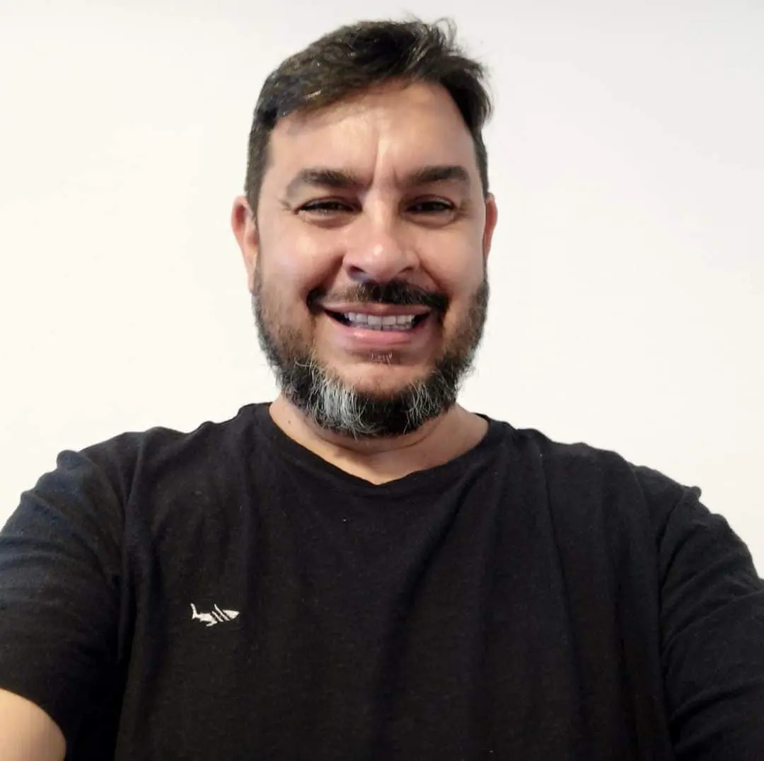 Imagem da notícia: No próprio aniversário, tesoureiro do PT é assassinado em Foz do Iguaçu