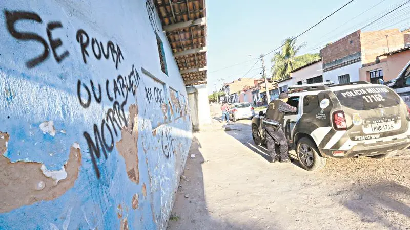 Imagem da notícia: Droga transportada em veículos novos e expulsões de moradores; o esquema de tráfico na Sapiranga