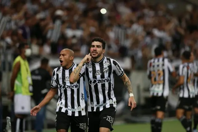 Imagem da notícia: Com retorno de Richardson, Ceará deve ter força máxima diante do Fortaleza
