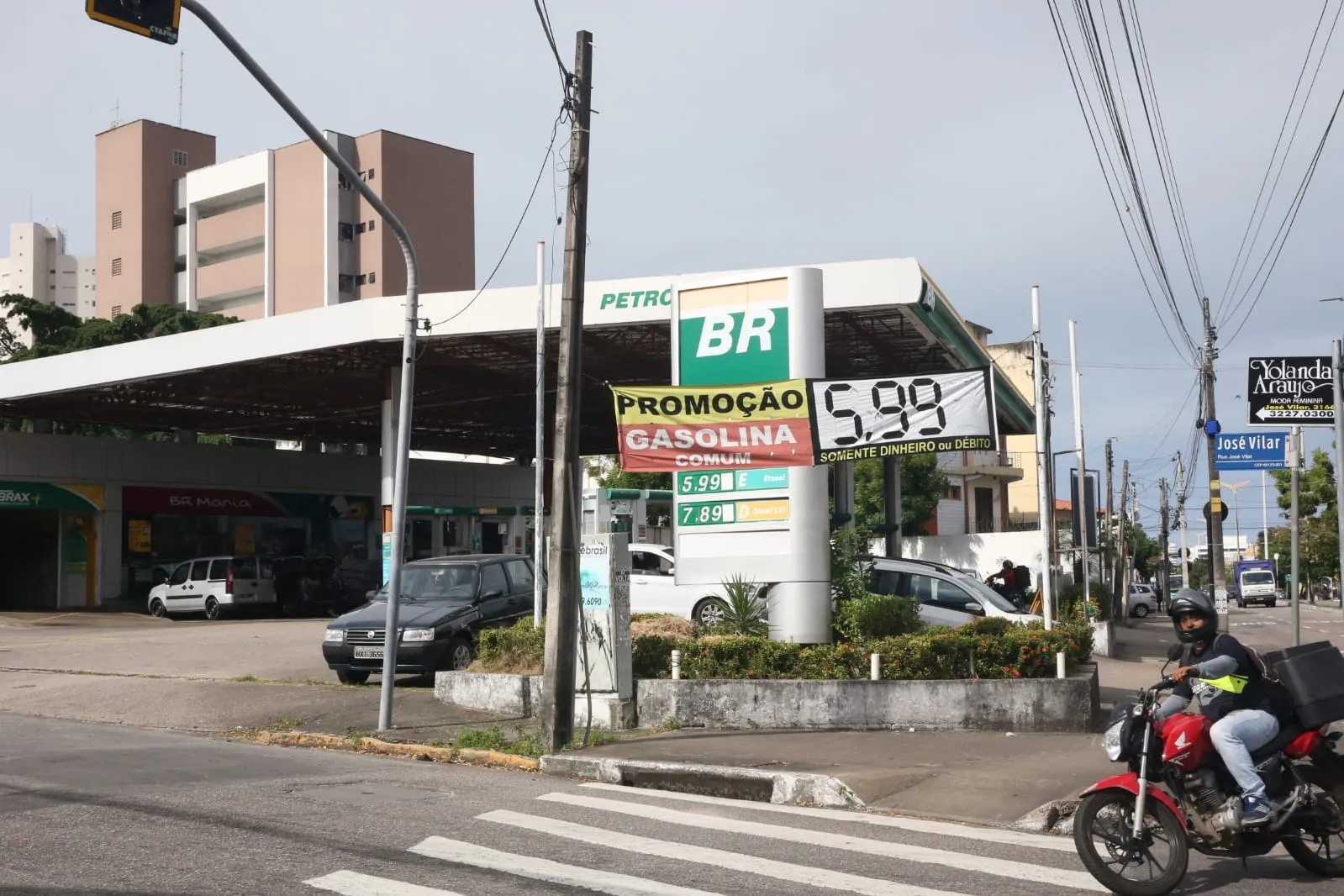 Gasolina a R$ 5,99 em Fortaleza