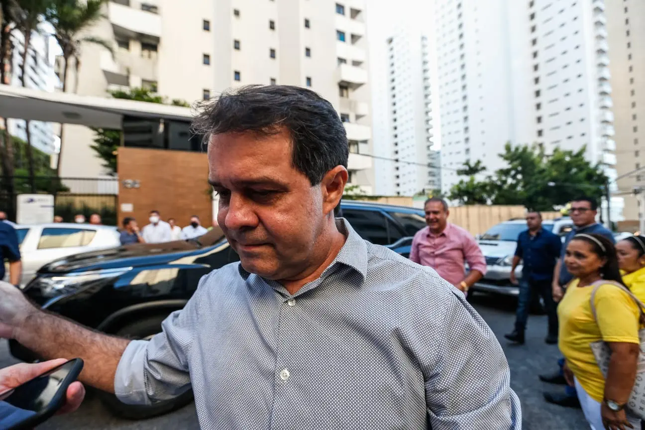 Imagem da notícia: ‘Estou decepcionado com alguns comportamentos', disse Evandro Leitão ao abandonar reunião do PDT