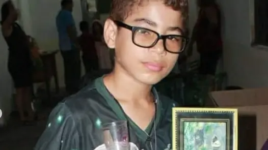 Imagem da notícia: Réus por morte de coroinha vão a júri em setembro; vítima foi confundida com membro de facção